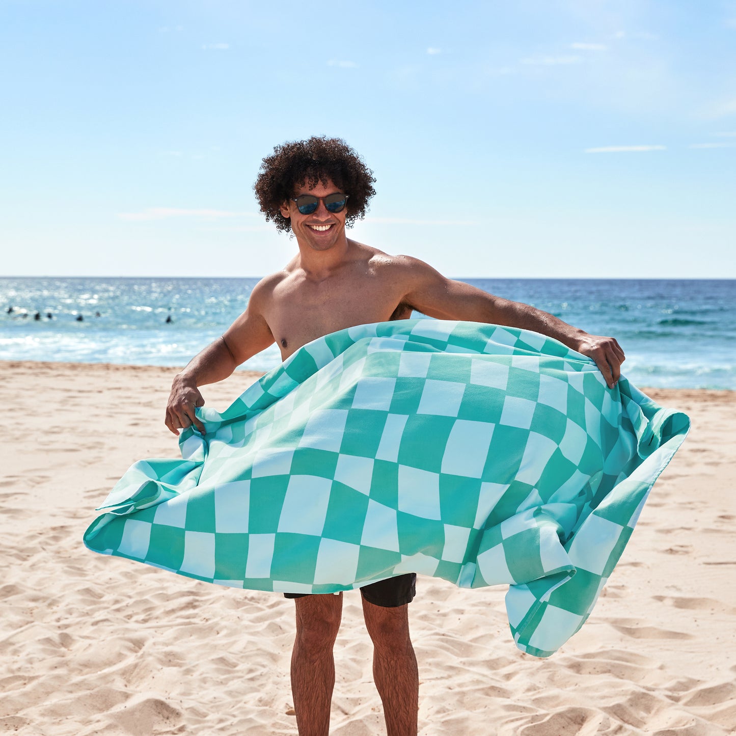 Dock & Bay Beach Towel Designed Collection L Check Mate 100% Recycled 100% Recycled