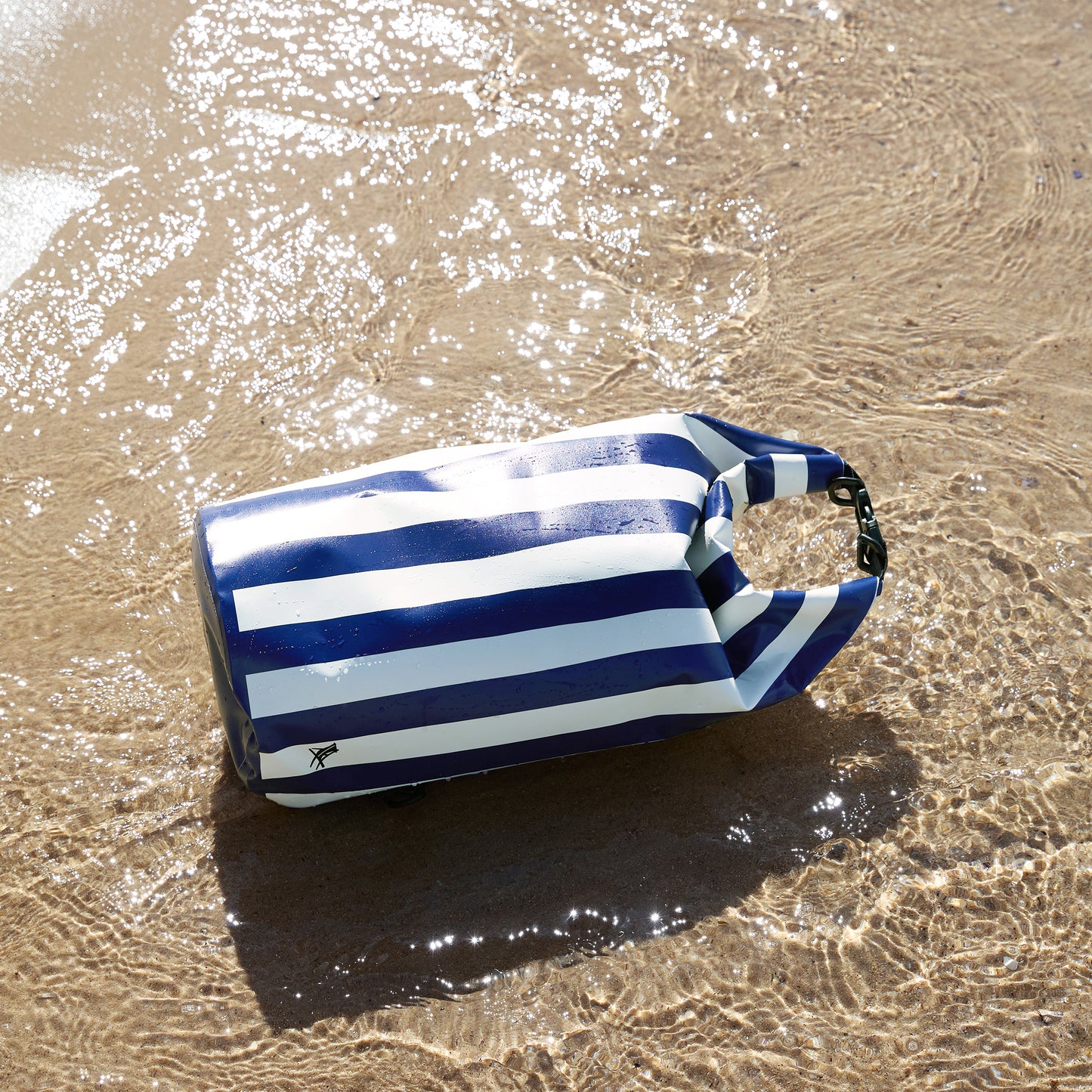 Dock & Bay Dry Bag Medium Whitsunday Blue 100% Recycled 100% Recycled