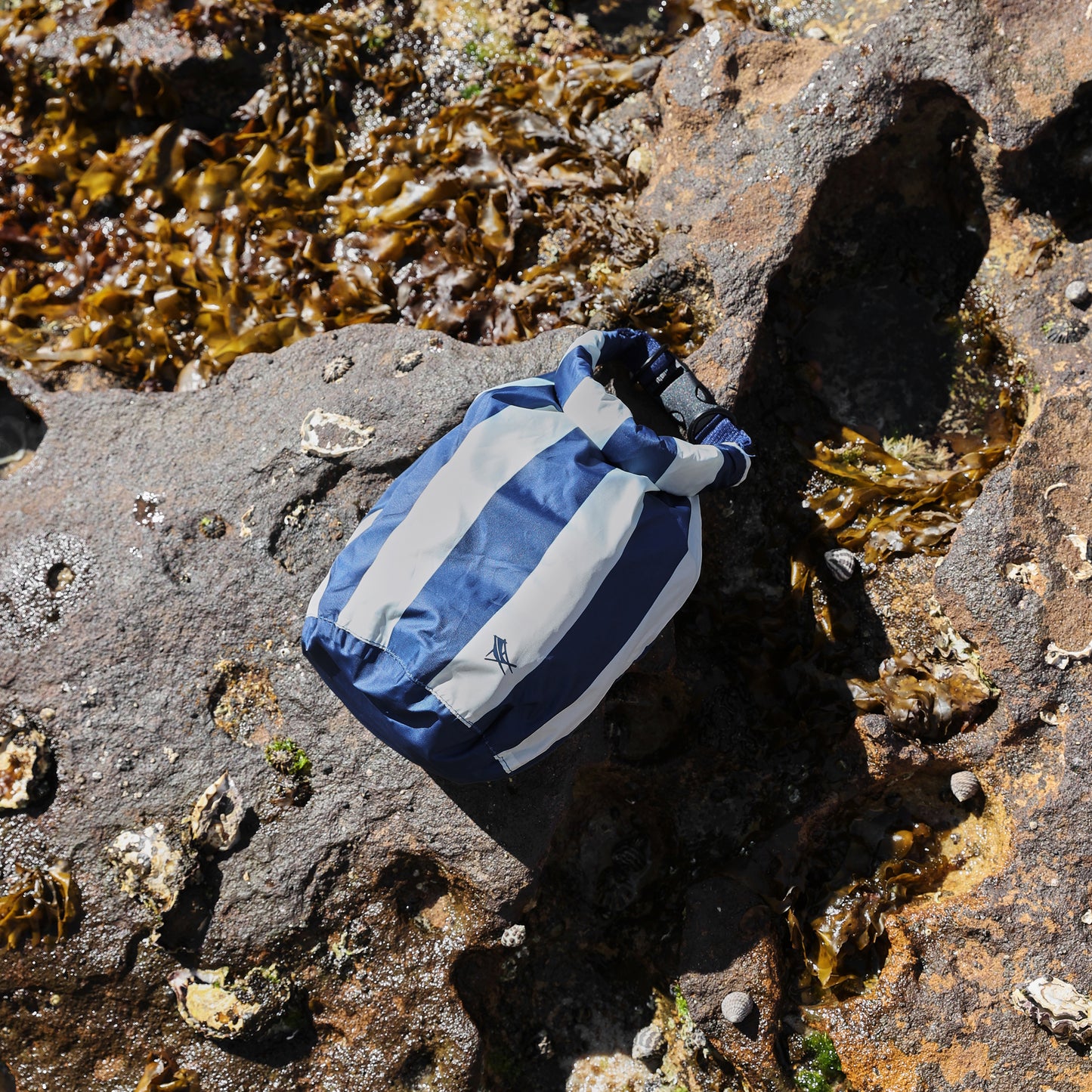 Dock & Bay Dry Bag Small Whitsunday Blue 100% Recycled 100% Recycled