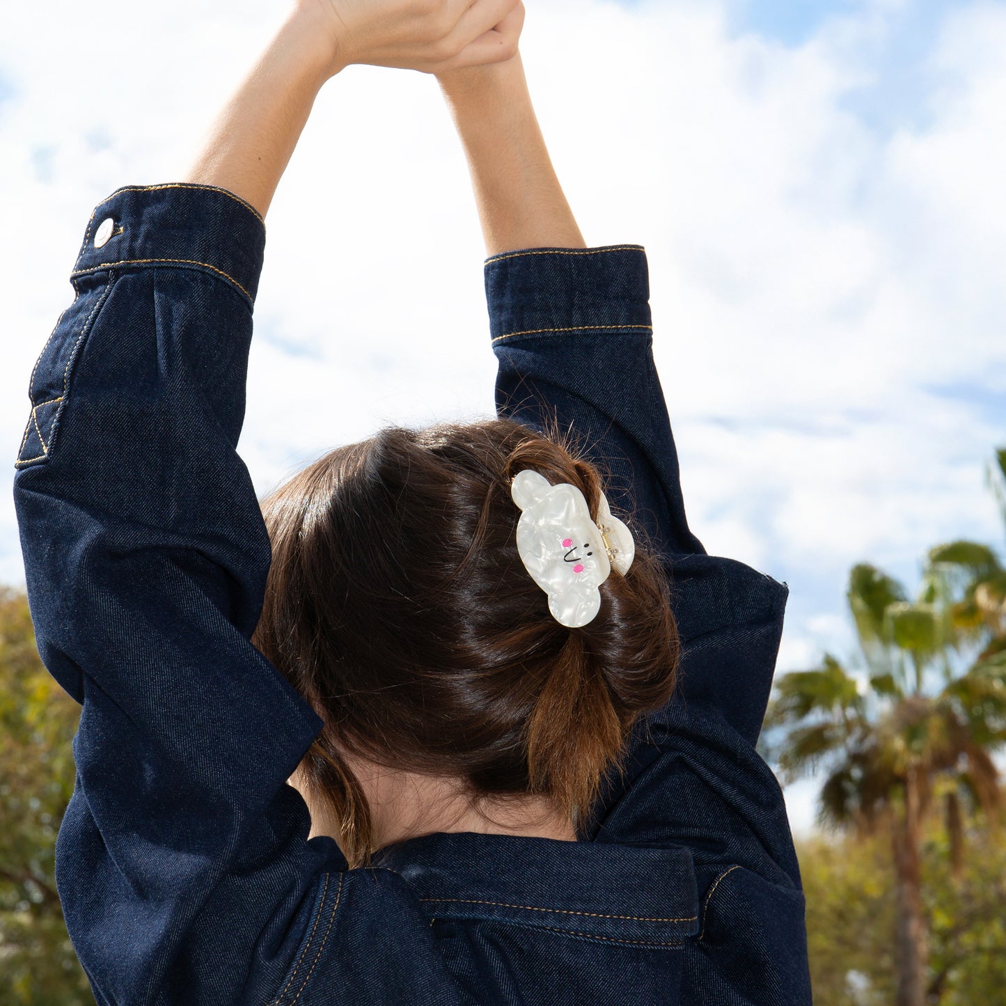 Eat My Socks Hair Claw Cloud
