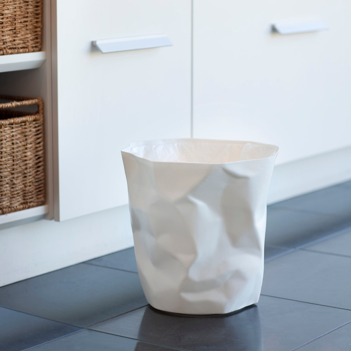 Essey Bin Bin White Trash Can Trash Can