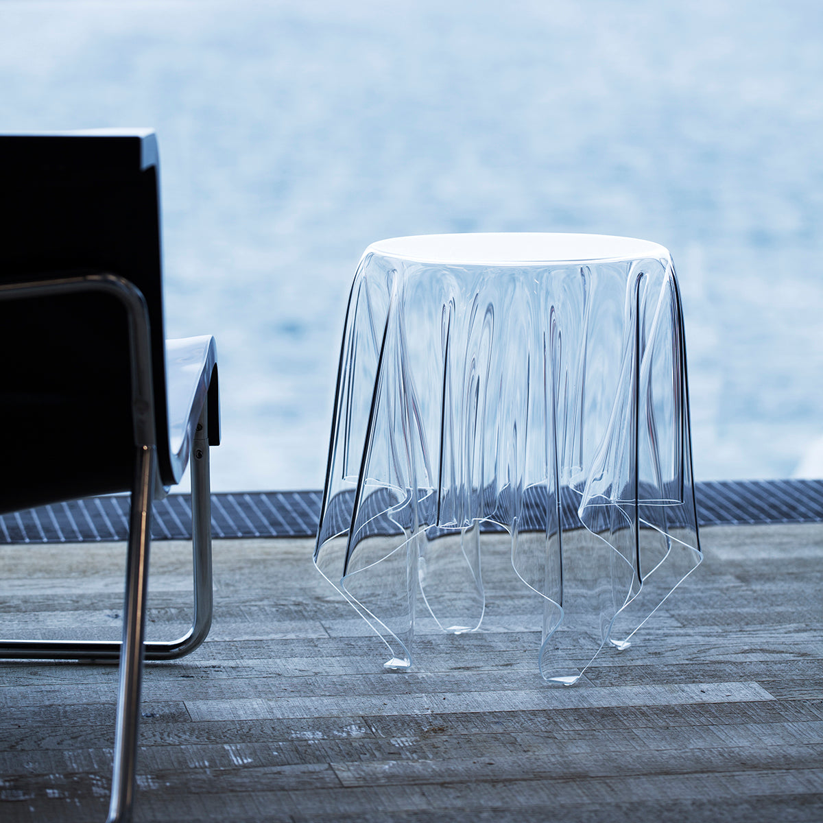 Essey Illusion Clear Table Table