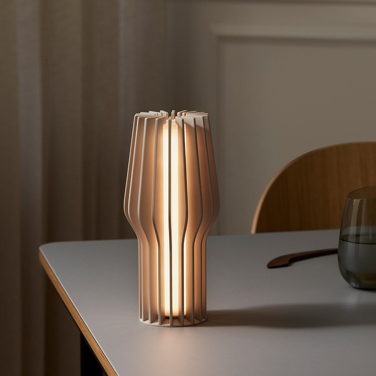Eva Solo Radiant Rechargeable Table Lamp (25cm) Beige