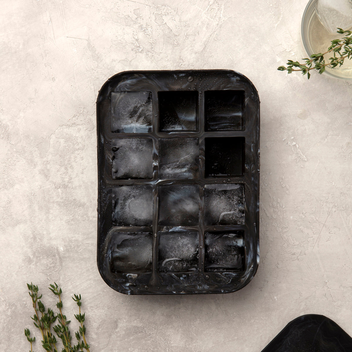 W&P Ice Cube Tray Everyday Marble Black