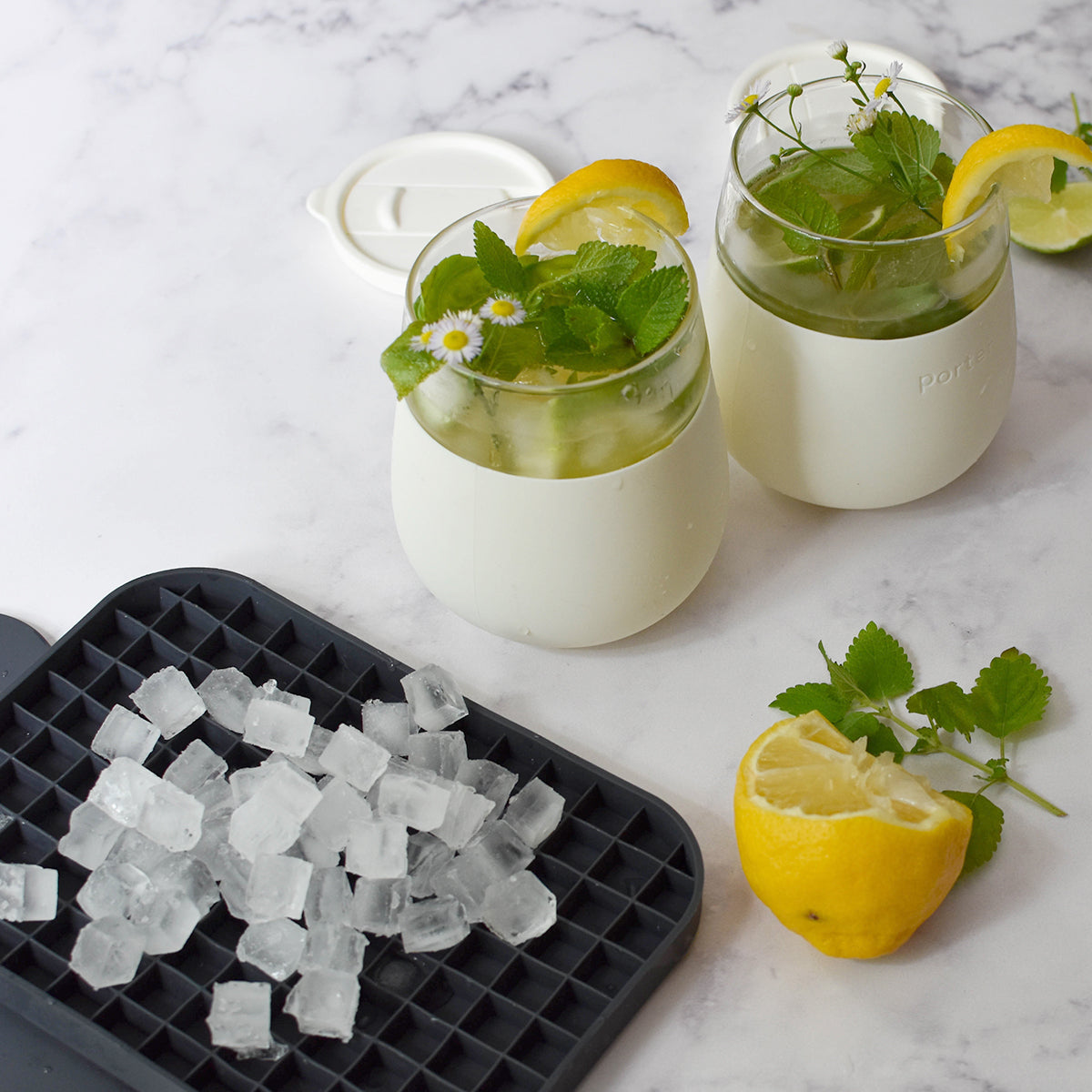 W&P Ice Tray Pebble Charcoal