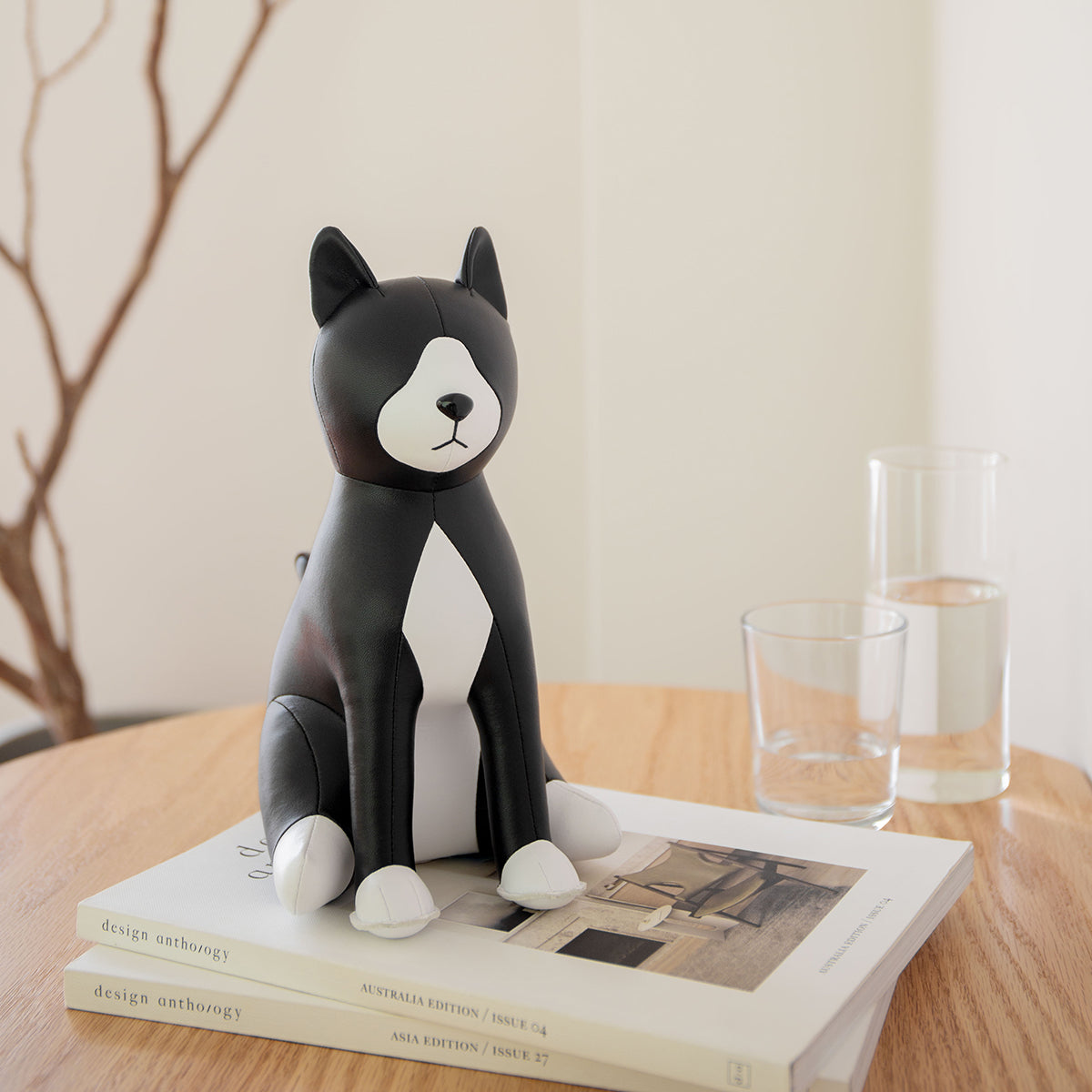 Zuny Doorstop Cat Tuxedo Black