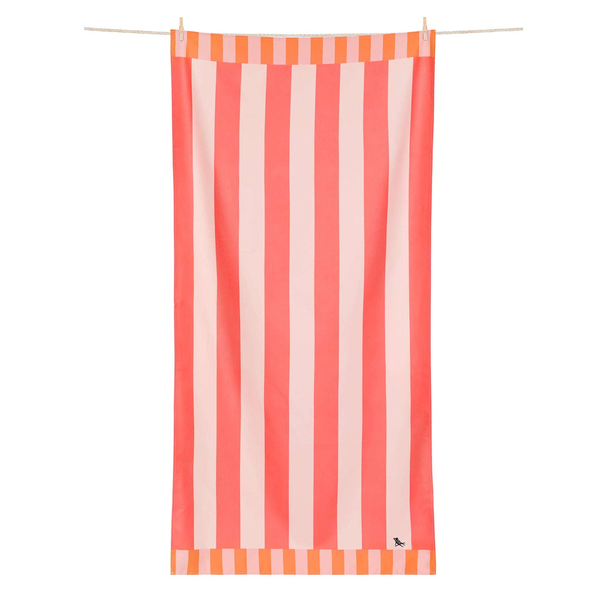 Dock & Bay Beach Towel Clubhouse Collection L Raspberry Road 100% Recycled 100% Recycled