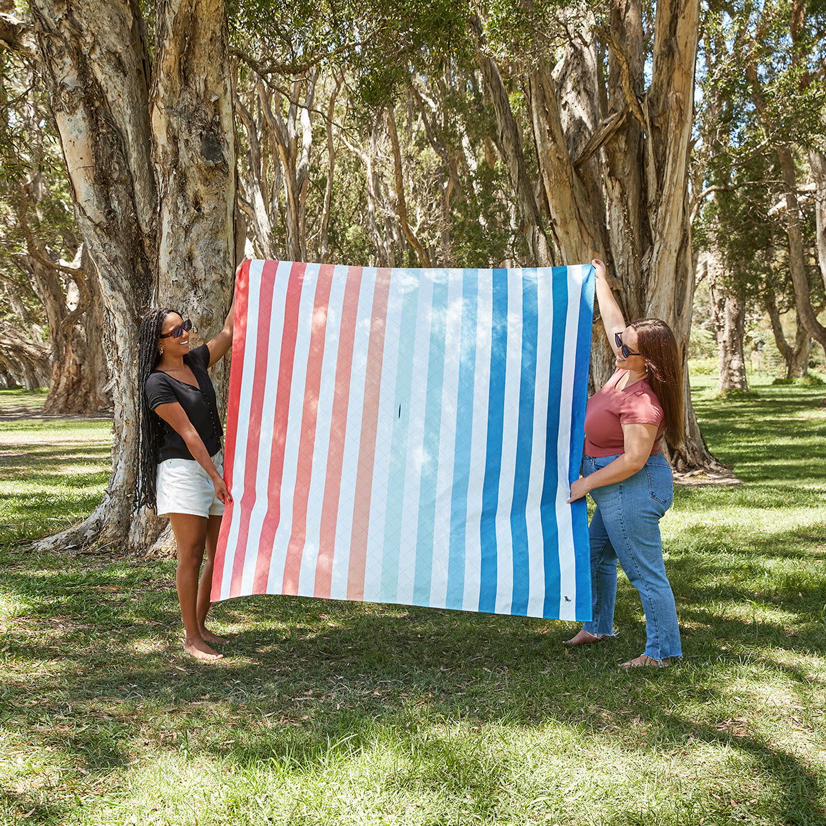 Dock & Bay Beach Blanket Large Sand to Sea 100% Recycled 100% Recycled