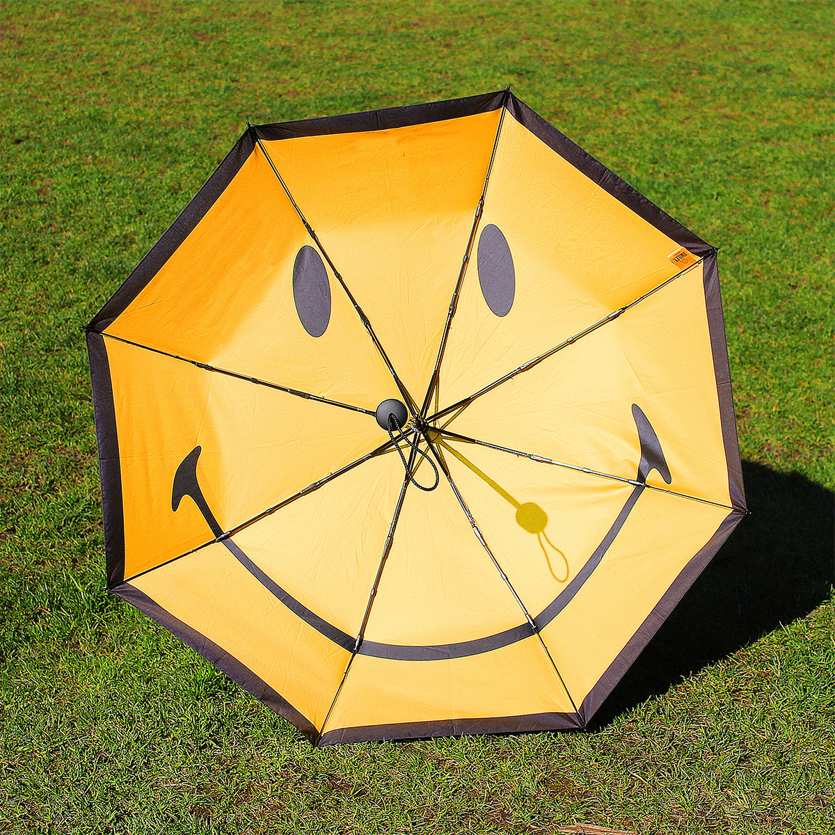 Suck UK Umbrella Smiley